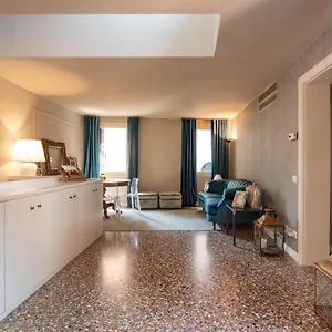 rooftop-san-marco.hotelinveneto.com/